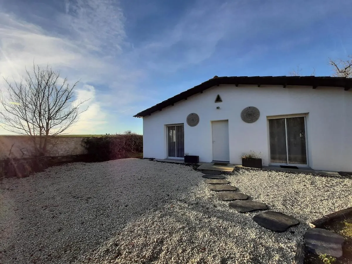 Gîte en pleine nature, A la douceur des Chênes Maubec  0*, Maubec (Tarn-et-Garonne) France